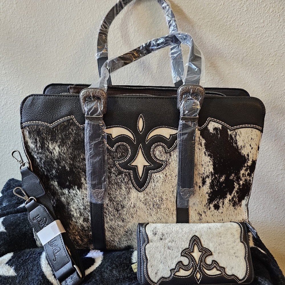 Trinity Ranch Genuine Cowhide Ccw Tote - Picture 5 of 13